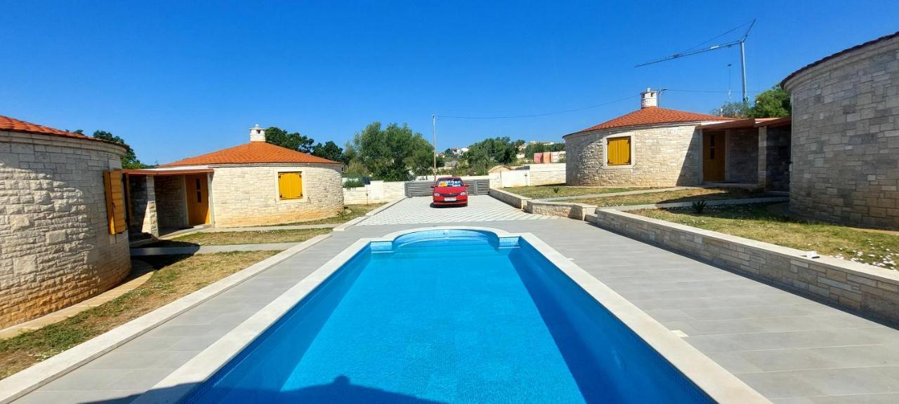Apartmani Belavic - Kazuni Peruški エクステリア 写真