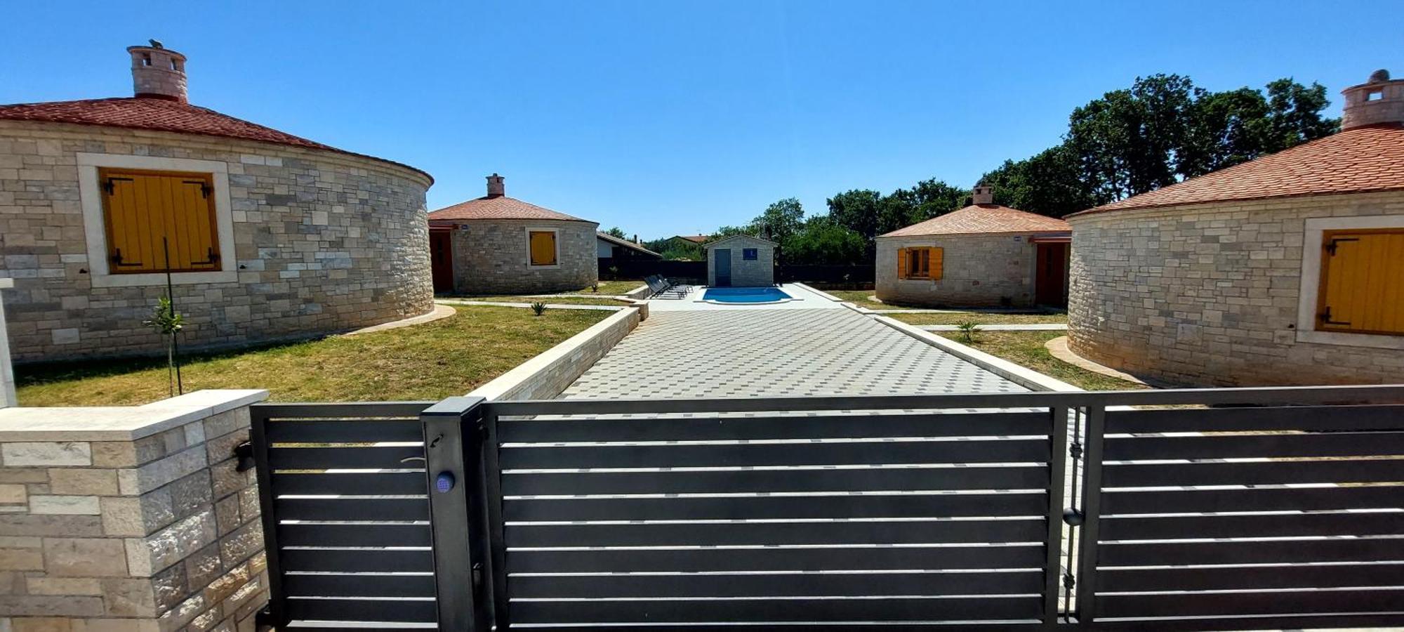 Apartmani Belavic - Kazuni Peruški エクステリア 写真